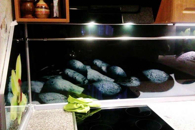 1487933922_fartuk-chern-1