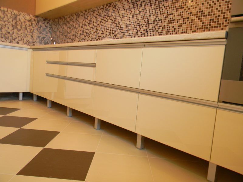 Beige kitchen 1 (5)