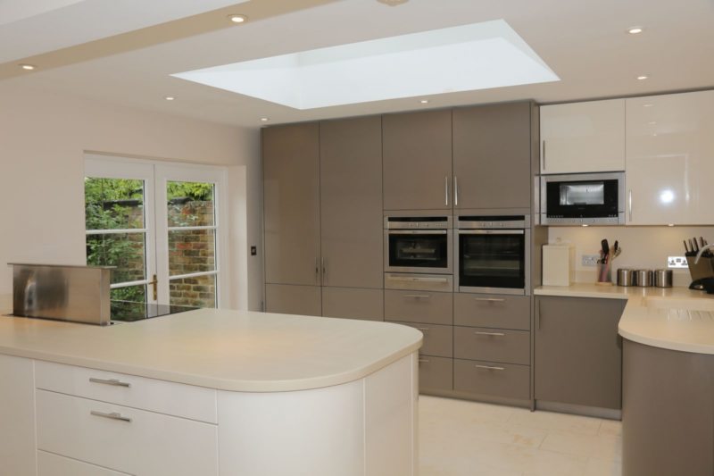 Beige kitchen (11)