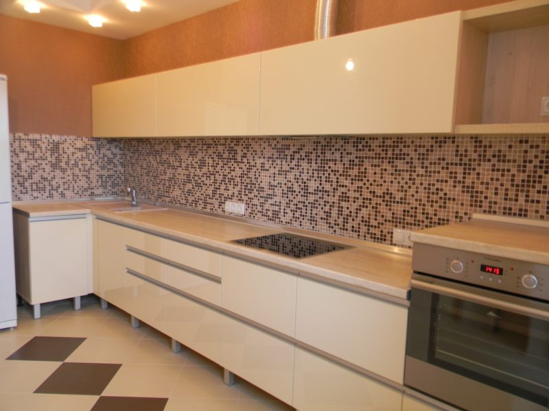 Beige kitchen (8)