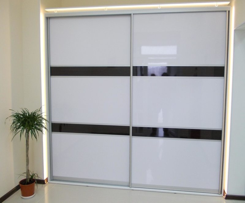 Шкафы для гостиной (01)