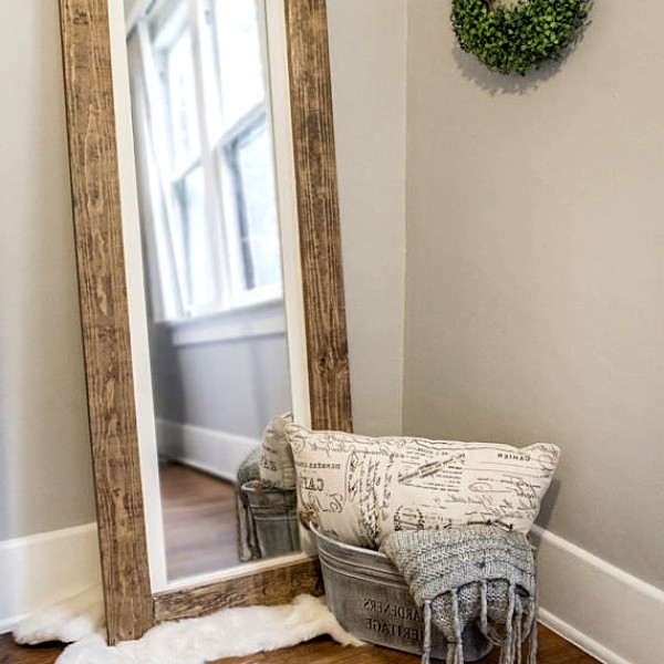 wall_loft_mirror1-600x600