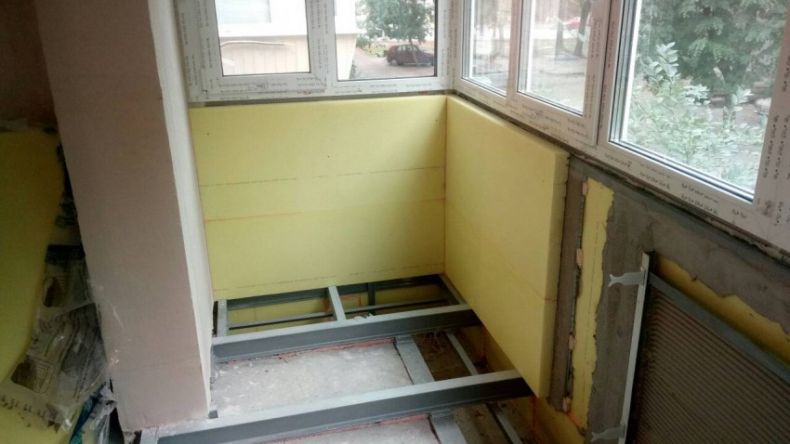 Uteplenie-balkona-svoimi-rukami-4