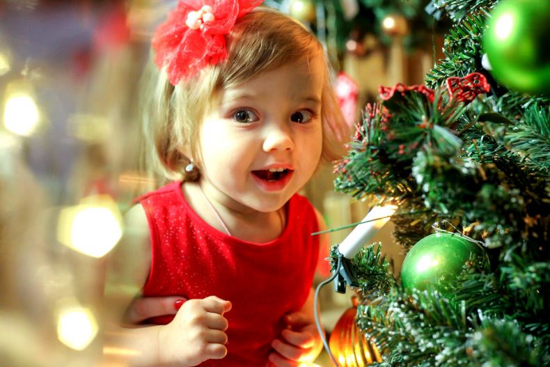 Как украсить комнату к новому году: украшение дома на Новый год