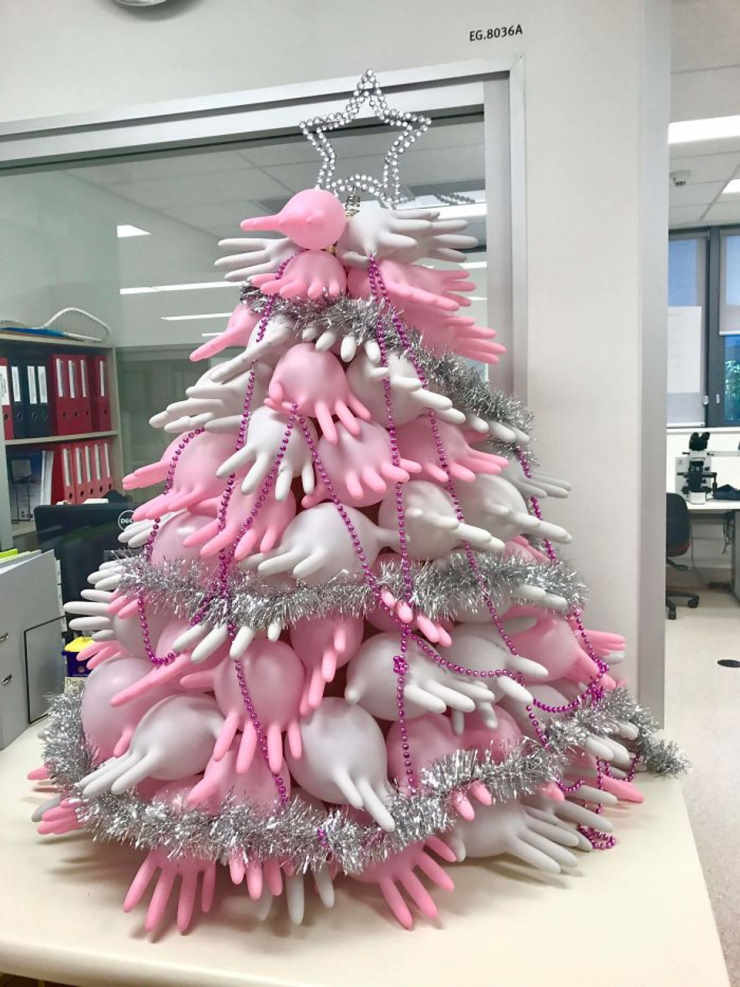 Как выбрать и украсить елку на Новый год 2022 + Советы по самостоятельному изготовлению