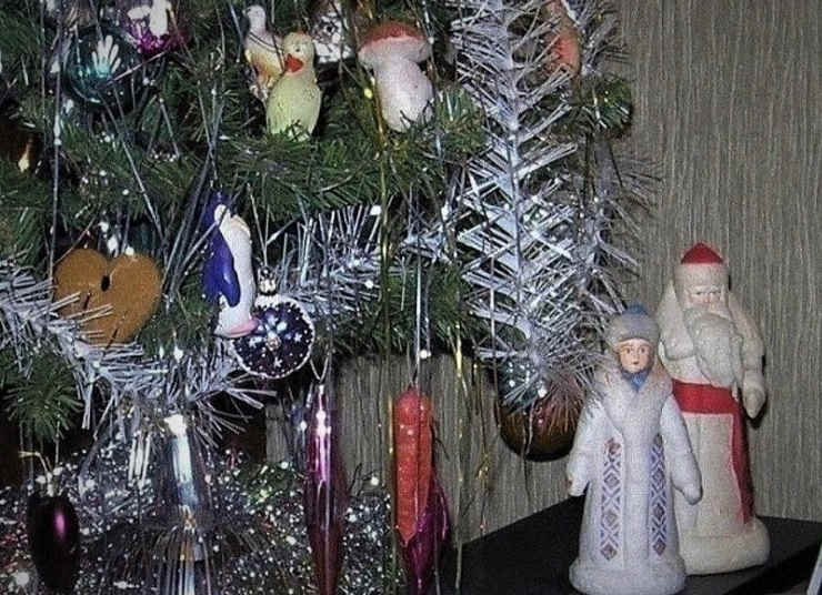 Как выбрать и украсить елку на Новый год 2022 + Советы по самостоятельному изготовлению